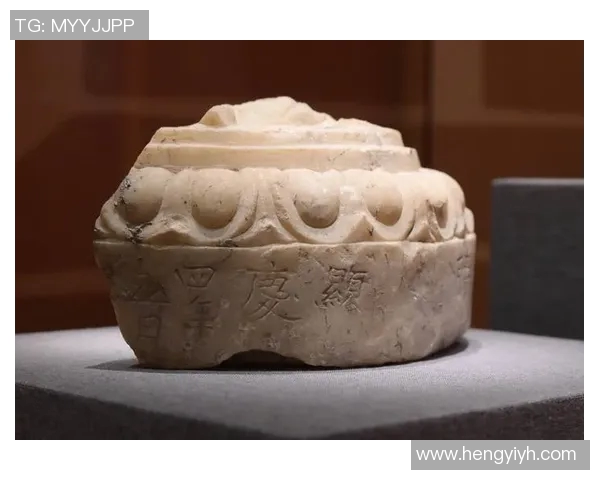 石刻雕塑艺术的传承与创新探索:从古代遗迹到现代创作的演变与发展 石刻雕塑艺术的传承与创新探索:从古代遗迹到现代创作的演变与发展